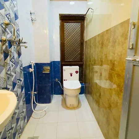 Sn Guest House Bhatgoan Room photo